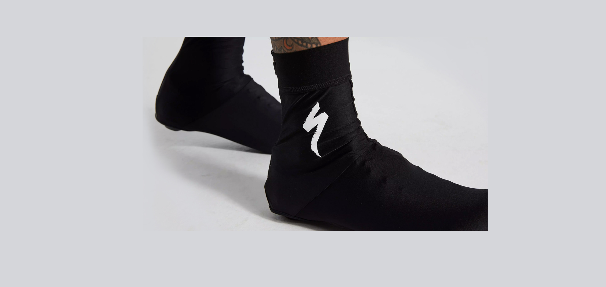 LOGO SHOE COVER BLK 64322-370 d