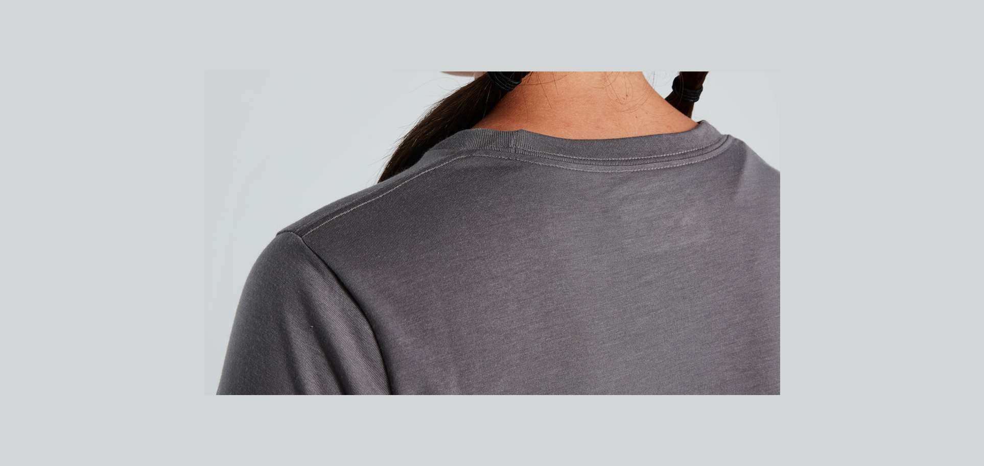 S-LOGO TEE SS WMN SMK e