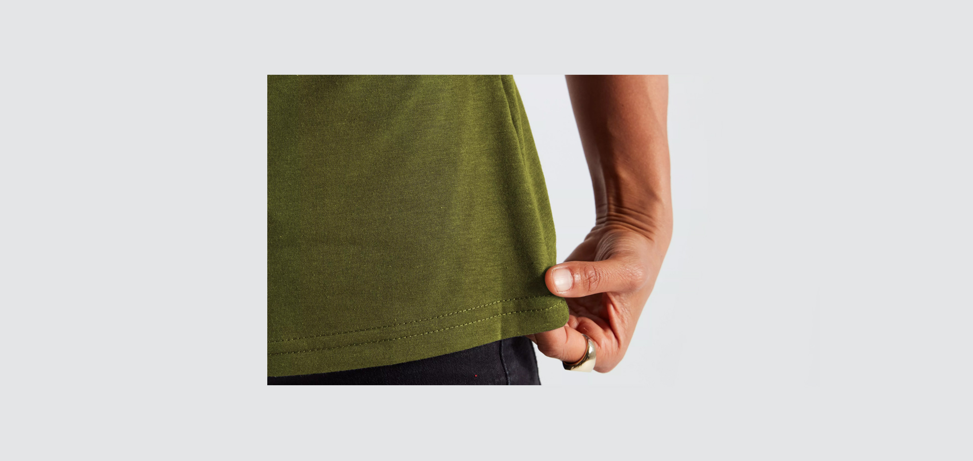 WORDMARK TEE SS WMN OLVGRN e