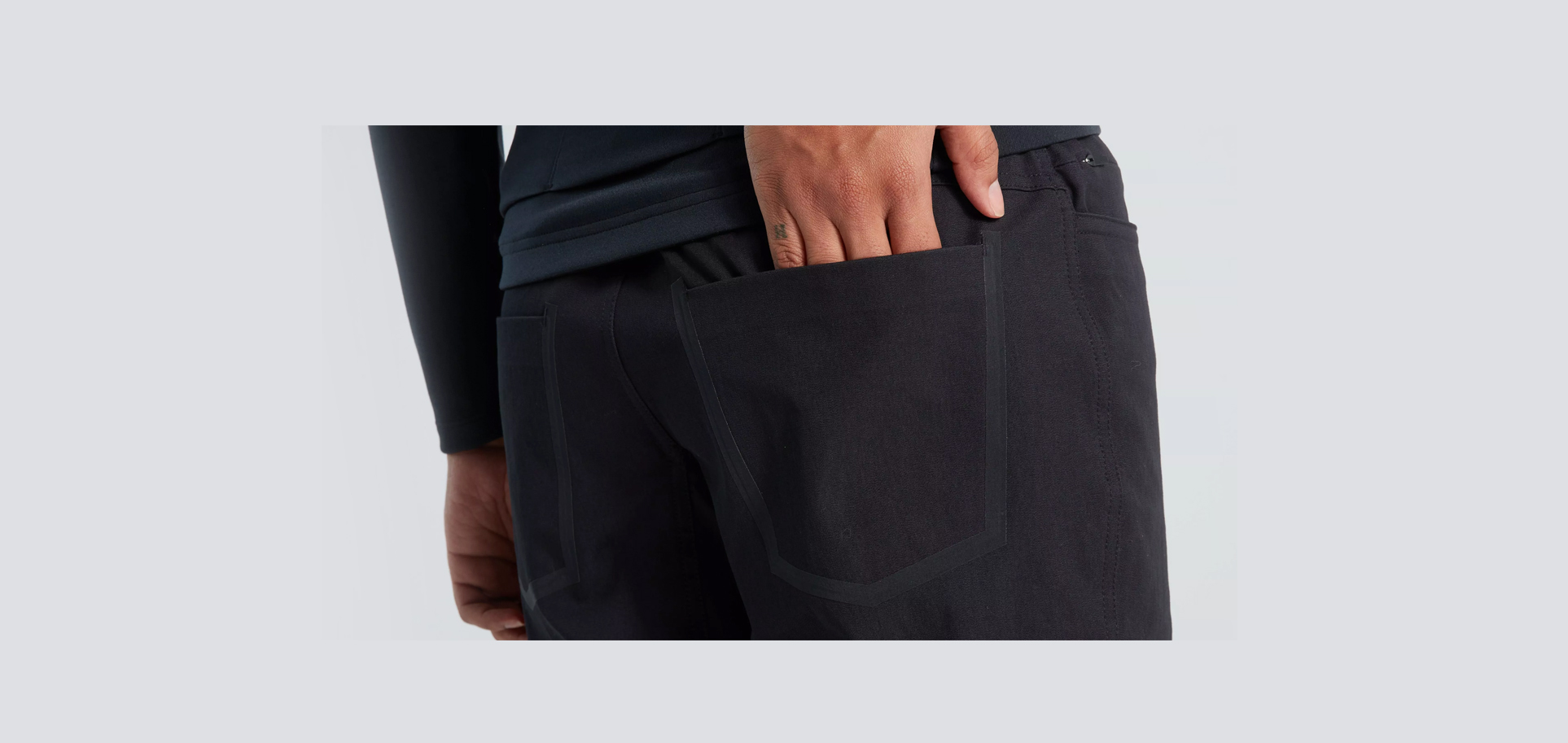 RBX ADV SHORT WMN BLK e