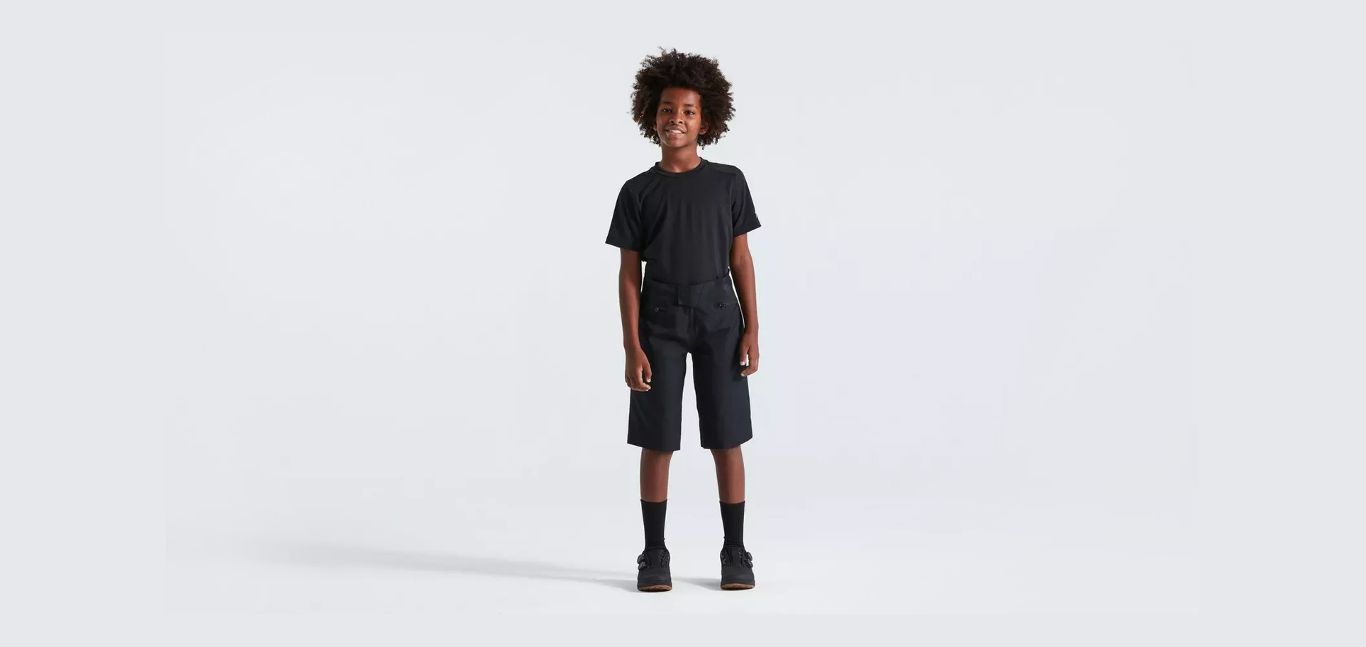 TRAIL SHORT YTH BLK b