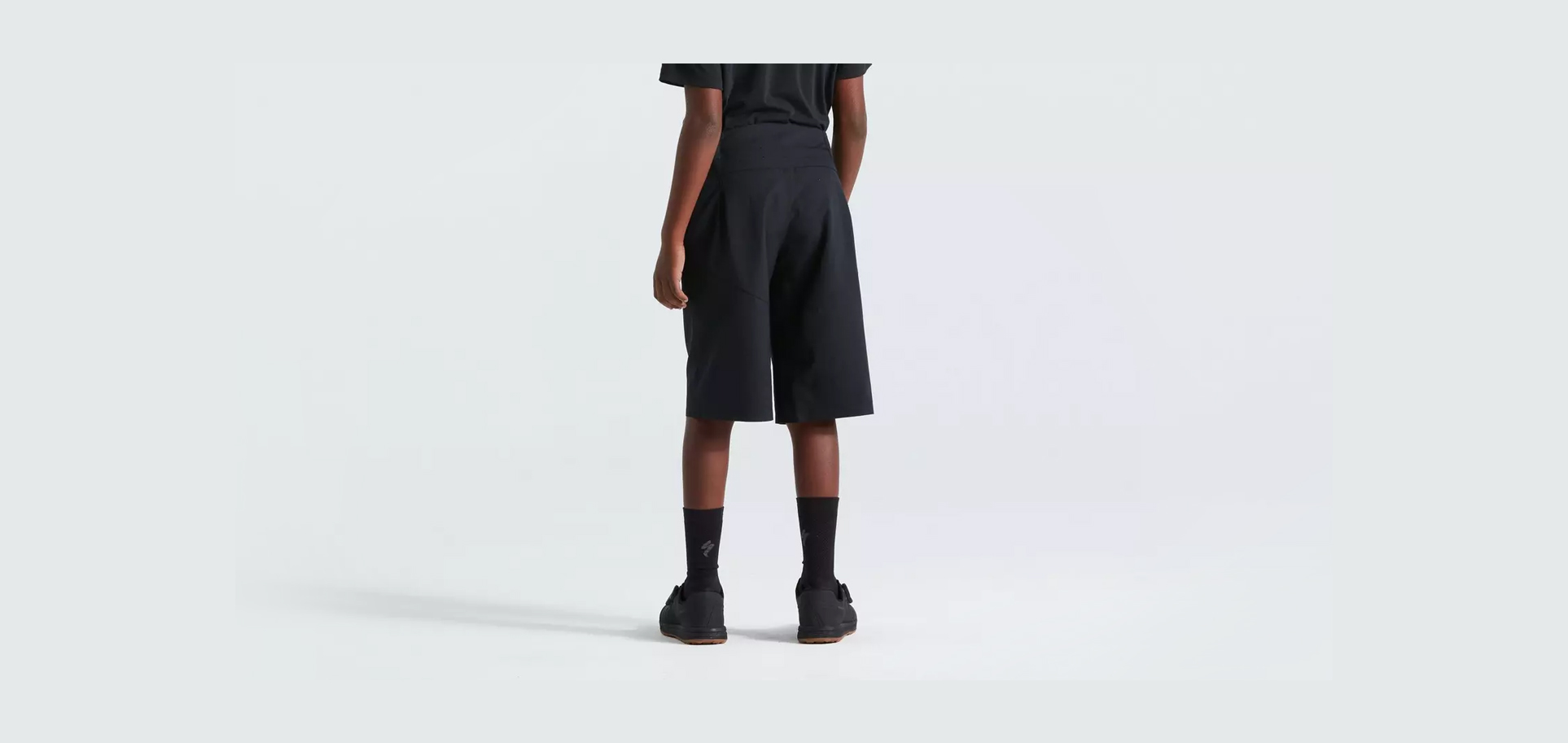 TRAIL SHORT YTH BLK c