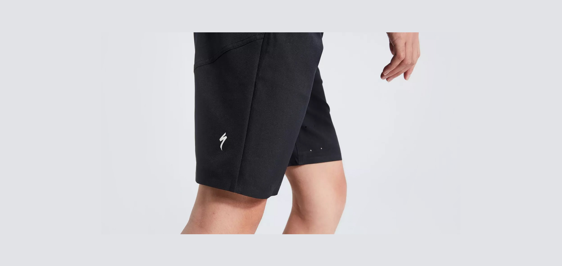 TRAIL SHORT YTH BLK e