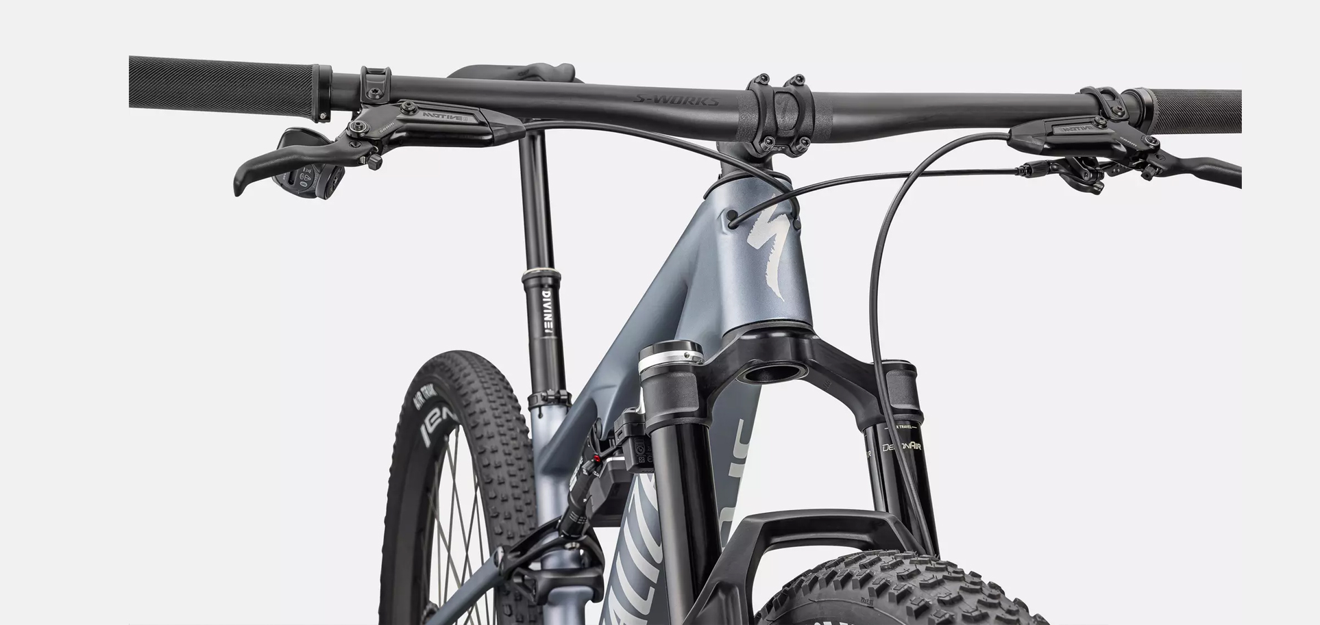 EPIC 8 PRO GCLMETGLDPRLMETWHTSIL 5