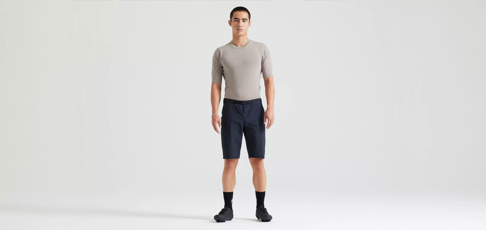 ADV AIR SHORT MEN BLK 1