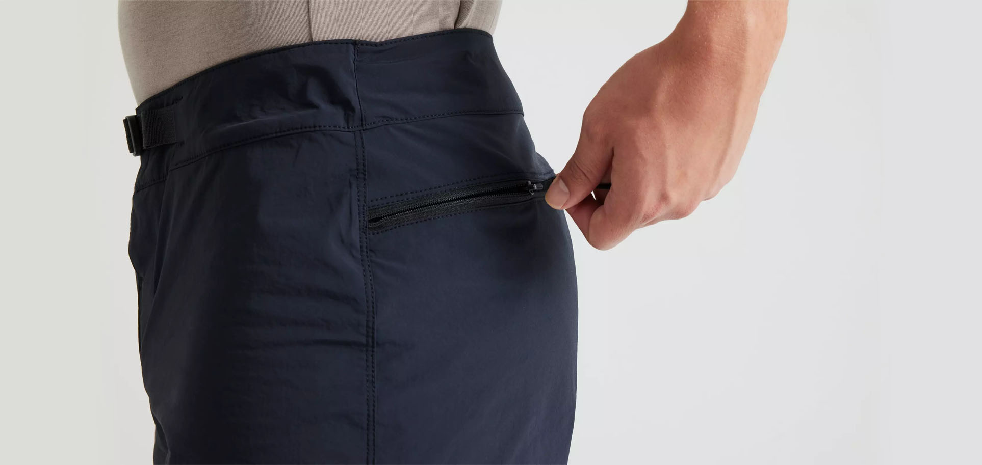 ADV AIR SHORT MEN BLK 4