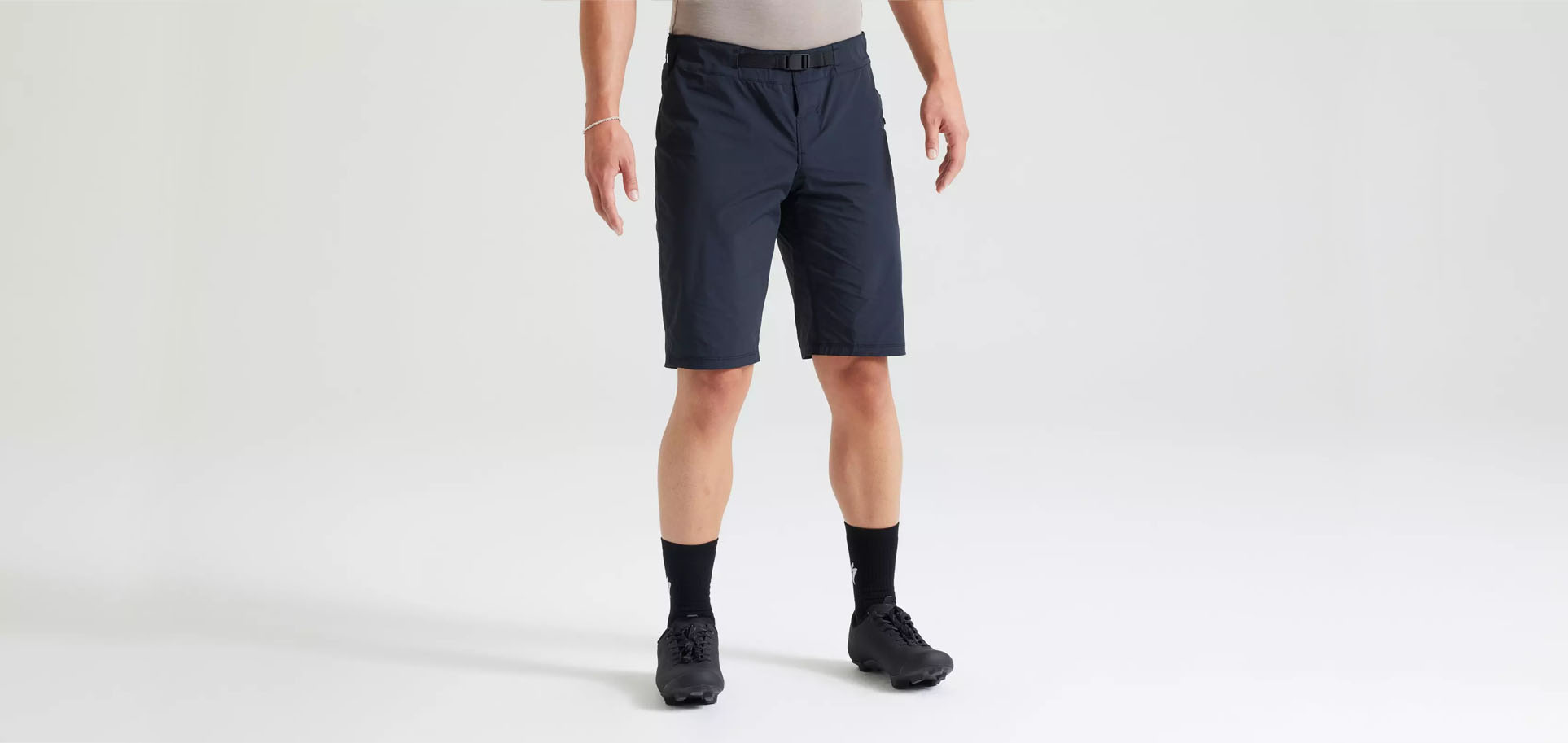 ADV AIR SHORT MEN BLK 5