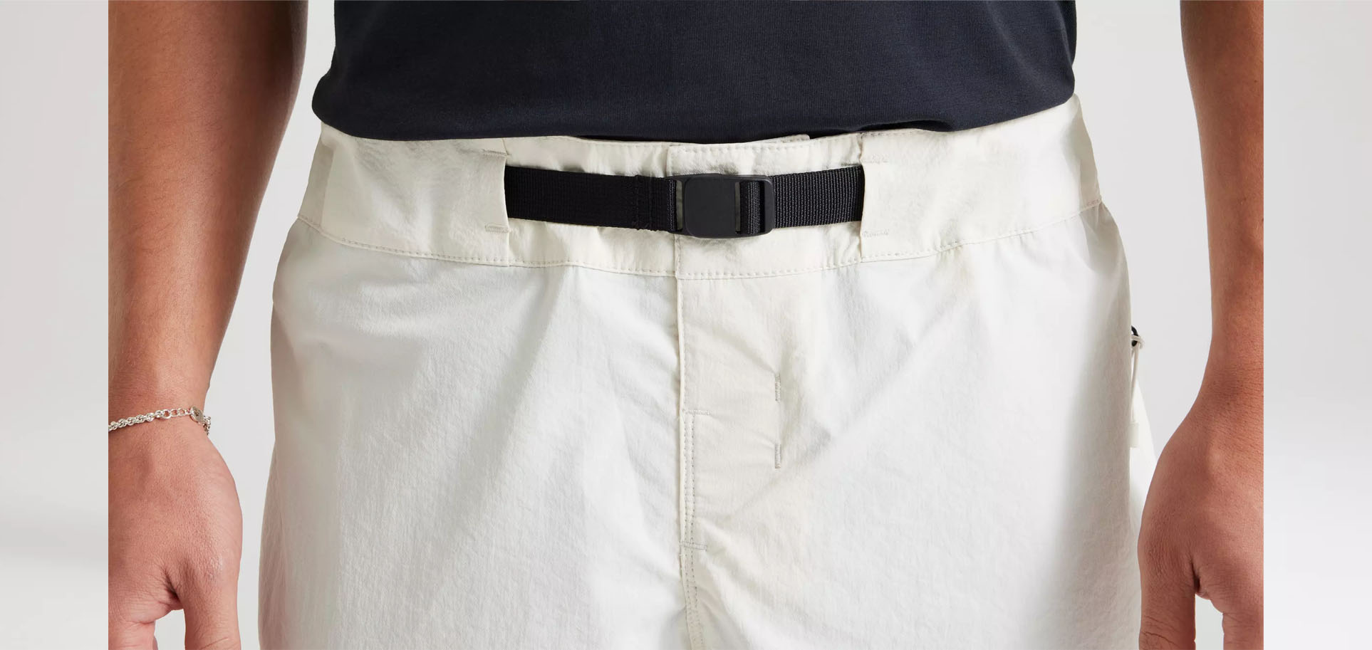 ADV AIR SHORT MEN BRCHWHT 3