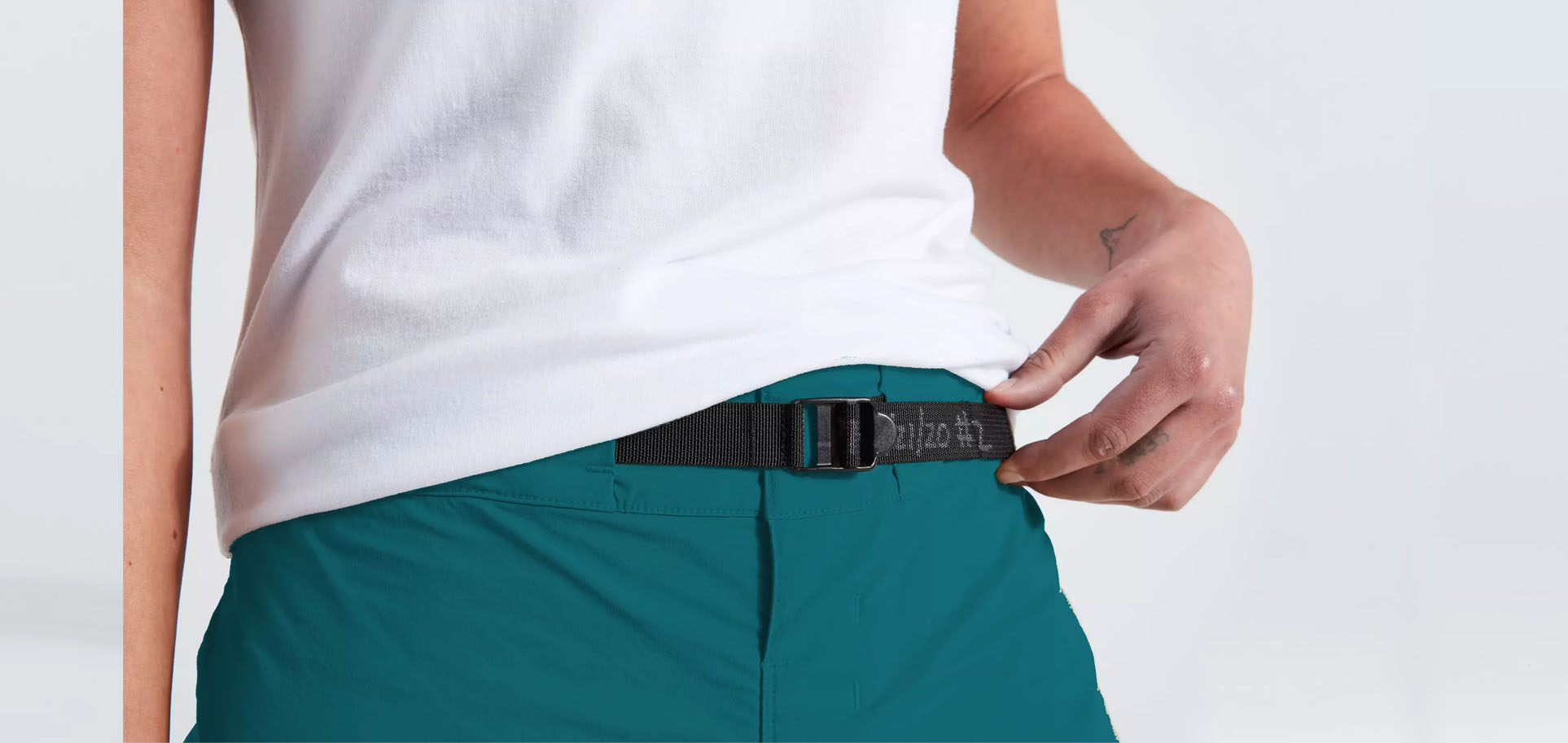 ADV AIR SHORT WMN TRPTL 4