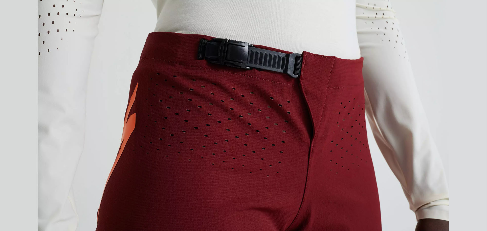 GRAVITY SHORT GNTRED 3