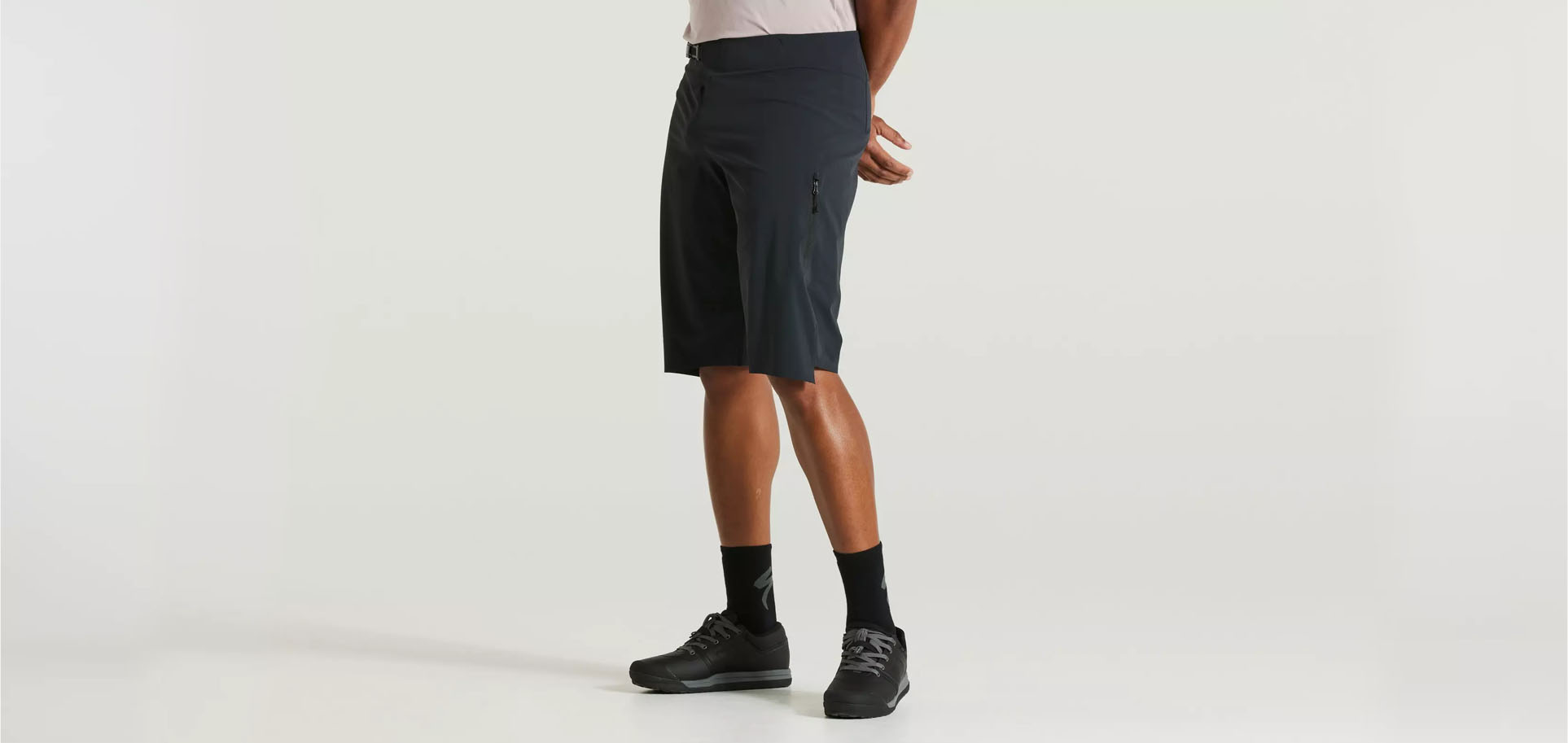 TRAIL AIR SHORT MEN BLK 4