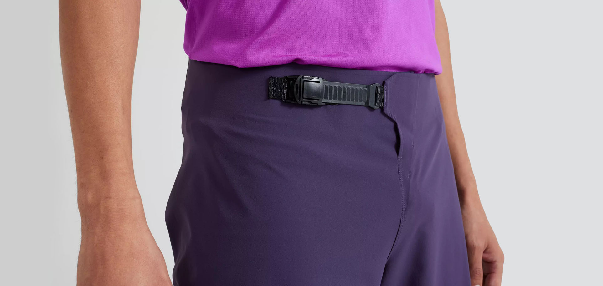 TRAIL AIR SHORT MEN DUSK 4