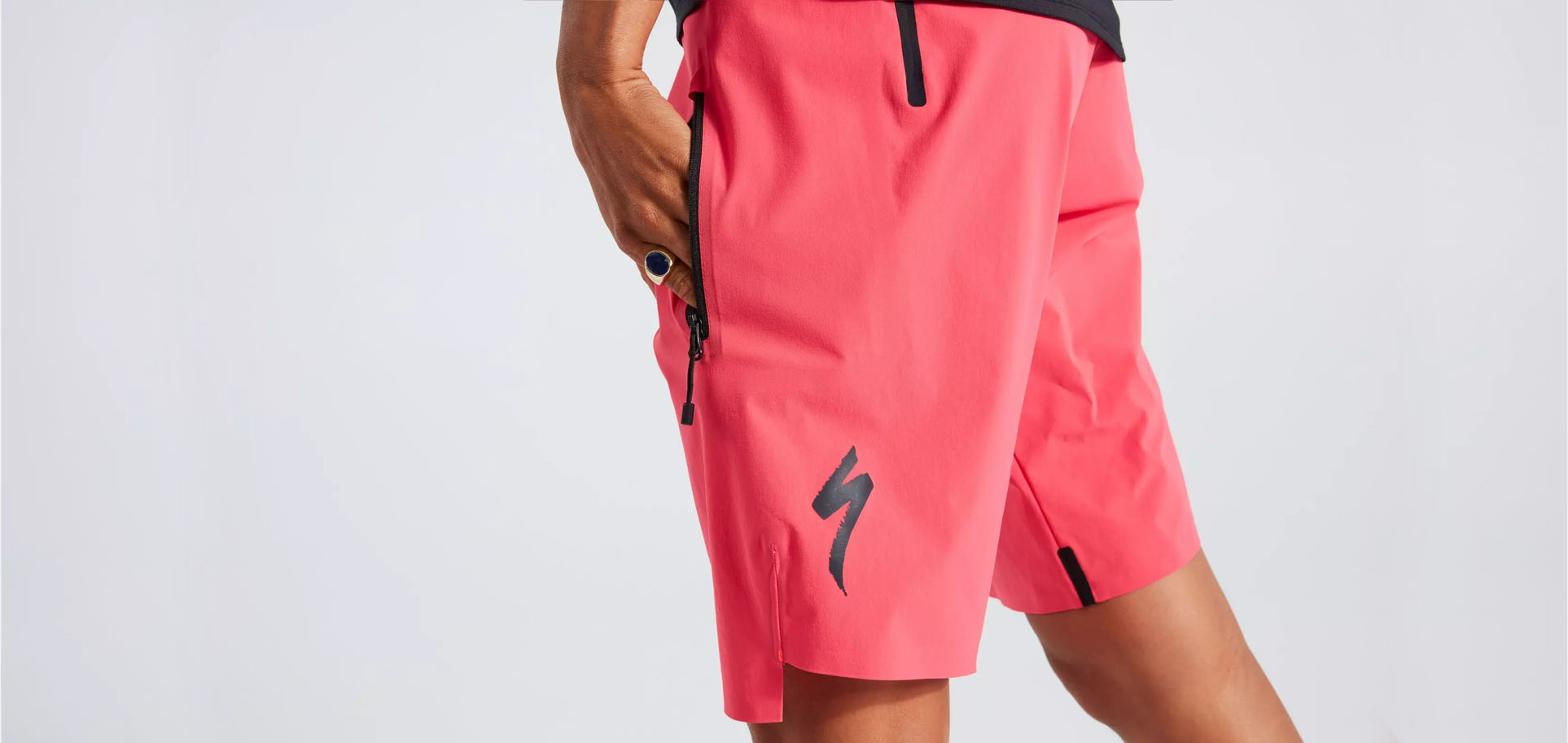 TRAIL AIR SHORT WMN IMPRED 4