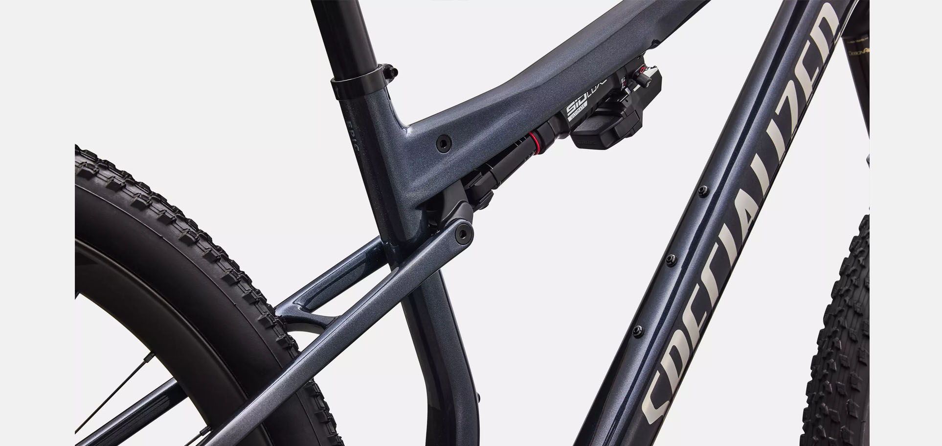 EPIC 9 PRO CARB-PRL-CHRM 7